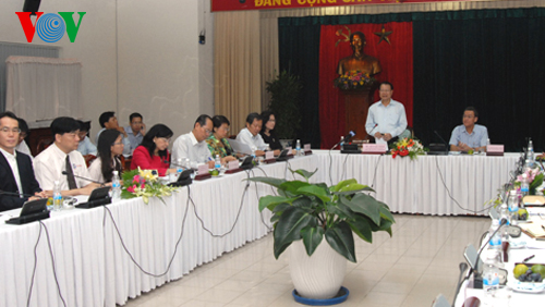 ຍາມໃດລັດຖະບານຫວຽດນາມ ກໍ່ຮ່ວມເດີນທາງພ້ອມກັບວິສາຫະກິດຕ່າງປະເທດທີ່ລົງທຶນຢູ່ຫວຽດນາມ